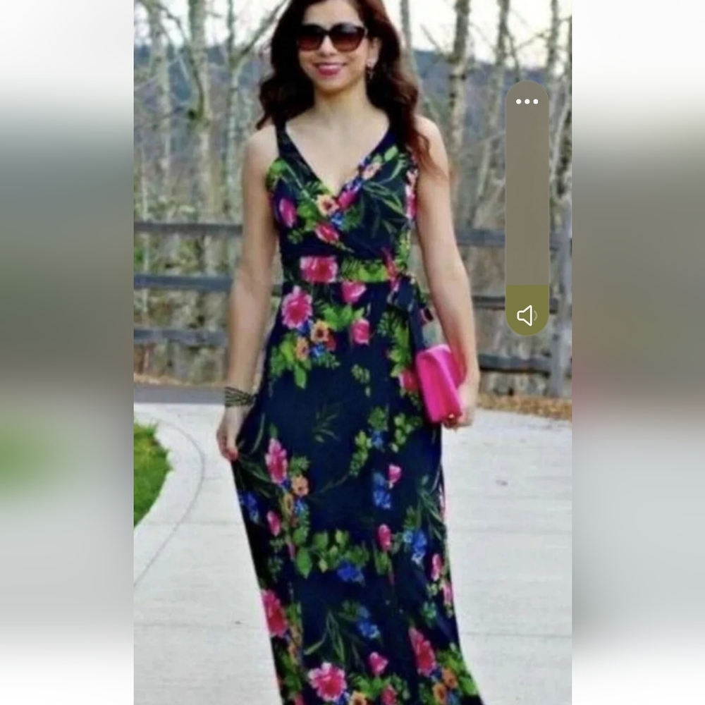 Le Lis Floral Maxi Dress - Navy with Pink and Green Accents Large NWT